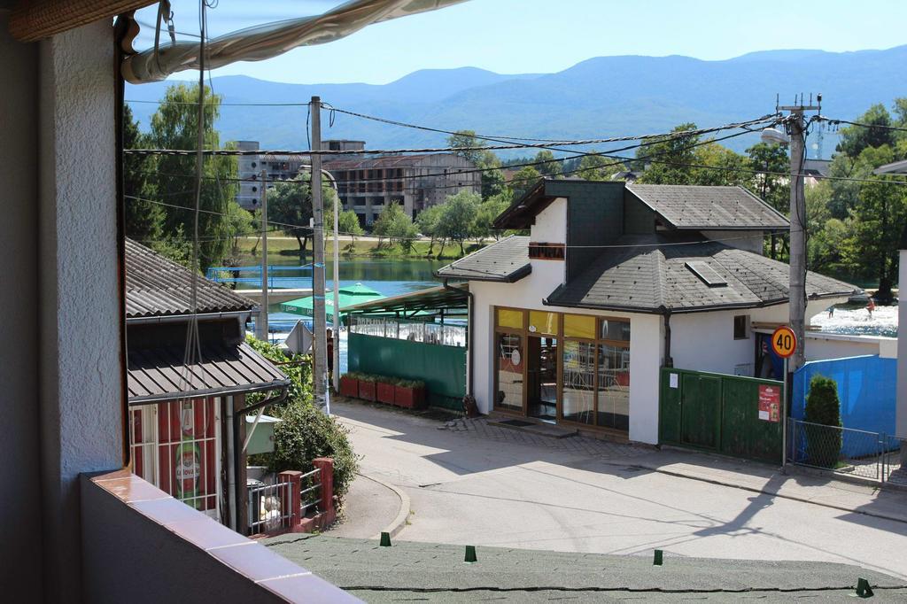 Una La Unica Bihac Bagian luar foto